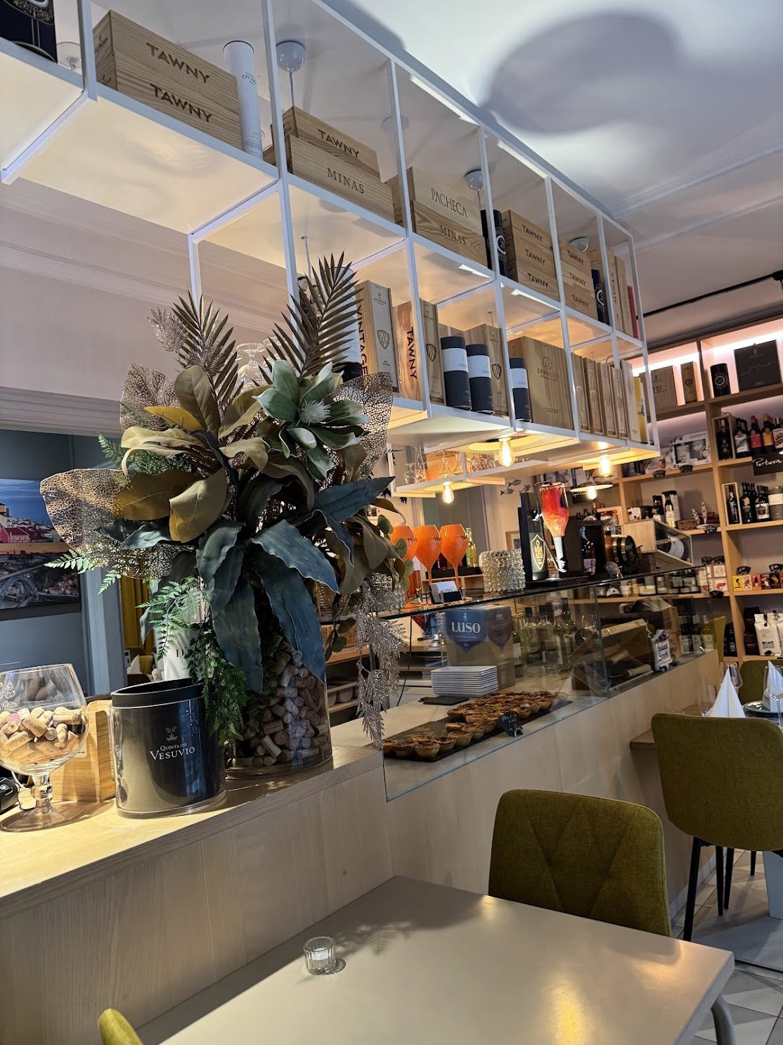 Coffee Bar mit Pastéis de Nata